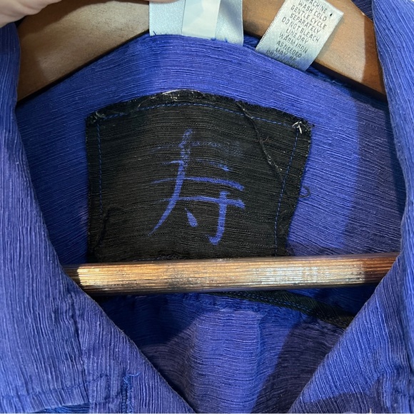 Chicos 3 Vintage Silk and Linen Mother of Pearl Button Front Lightweight Jacket - Picture 8 of 11